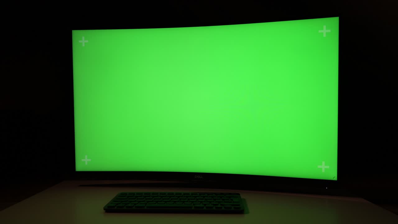 computer con schermo verde