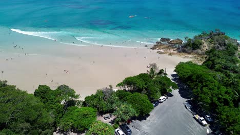 Drohnen-4K-Video-Vom-Pass-Beach-In-Byron-Bay,-Australien