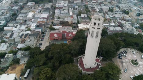 Luftbild-San-Francisco-Kalifornien-USA-Coit-Tower-Telegraph-Hill-An-Einem-Bewölkten-Tag