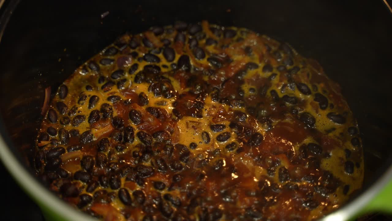 Cooking Black Beans in a Pot