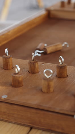 juego de estaca de madera