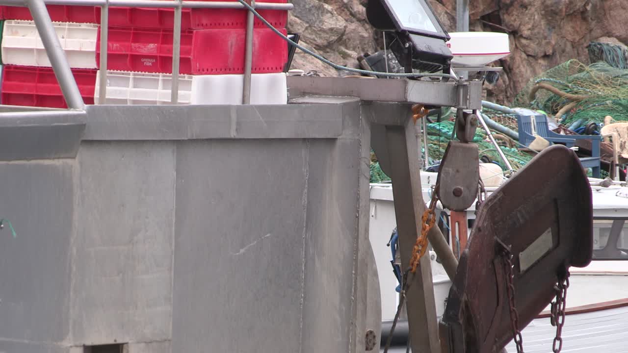 cerca de cortador de pesca en smoegen, suecia