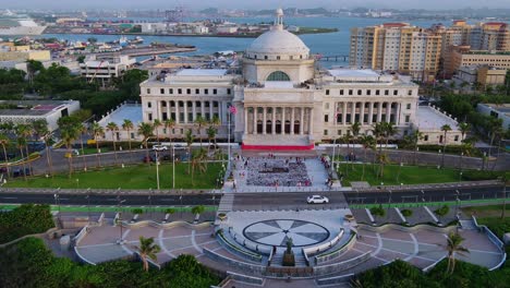 Schuhe-Der-Boricuas,-Die-Während-Und-Nach-Dem-Hurrikan-Maria-Place-In-Der-Hauptstadt-Von-Puerto-Rico-Ums-Leben-Kamen