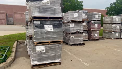 building and landscaping materials ready to ship