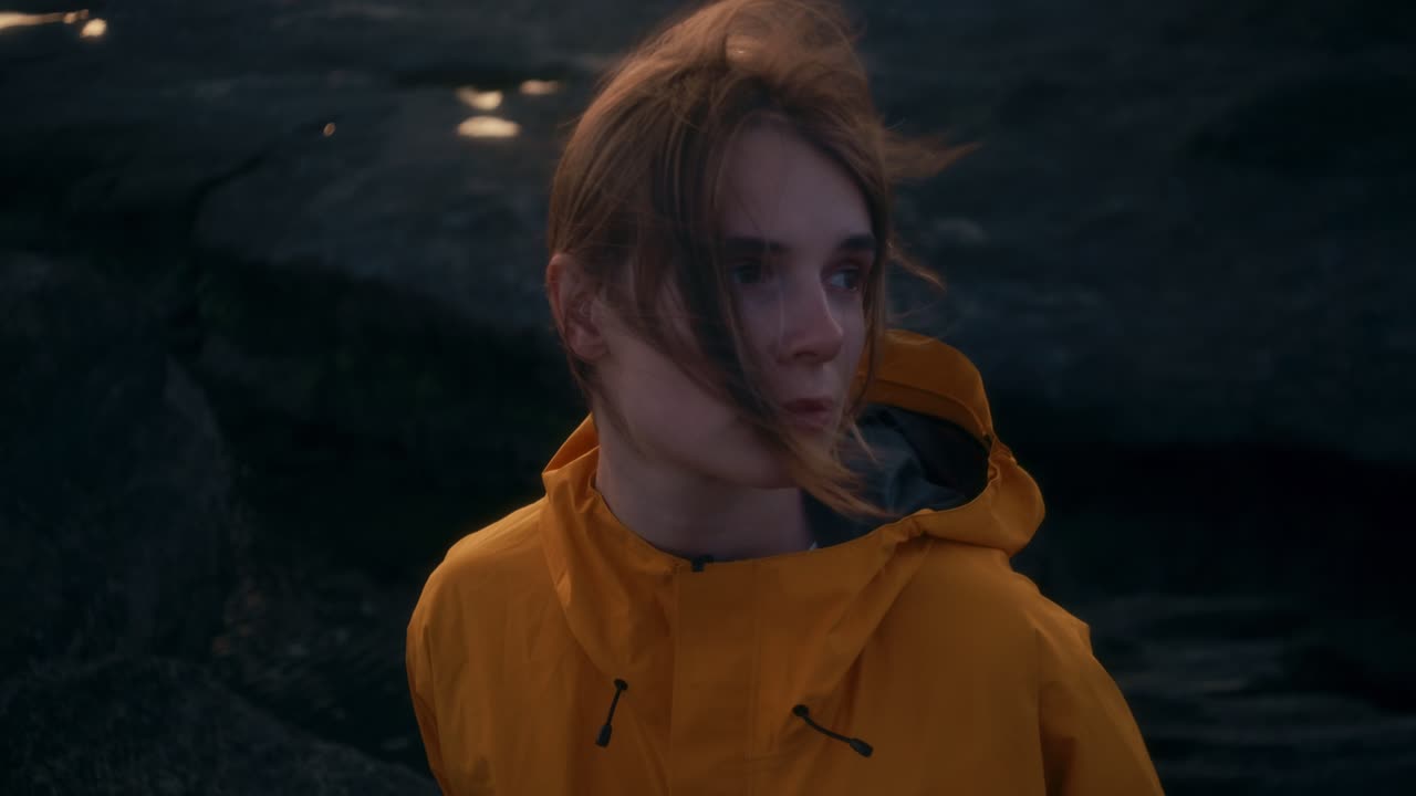 Crashing Waves and Sunset Silence in Japan
Peaceful energy meets wild nature as a solitary figure gazes at the glowing sea from a rocky, windswept coastline.