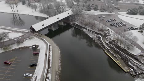 Frankenmuth-Michigan-Innenstadt-Brücke-Und-Fluss