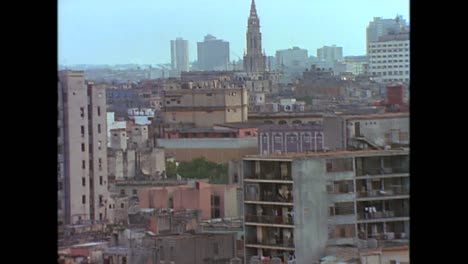 escenas históricas de la calle de cuba en la década de 1980 3