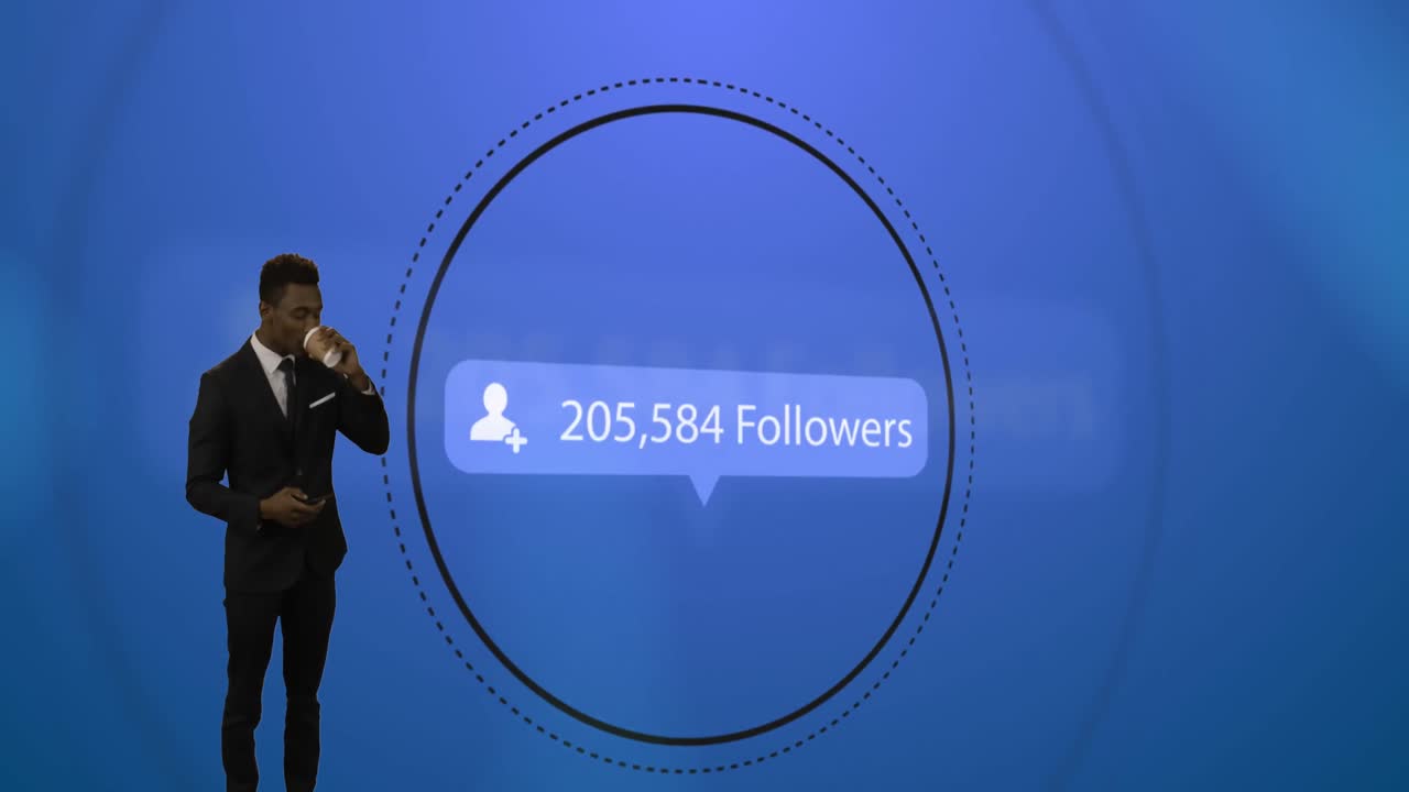 burbuja de discurso con seguidores texto con números crecientes contra el hombre bebiendo café