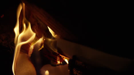 Slow-Motion-Close-Up-of-Fire