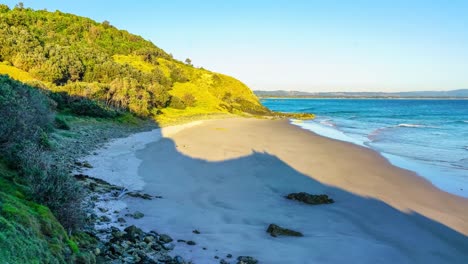 Wategos-Beach-Byron-Bay-Im-Morgengrauen---Zeitraffer-4k