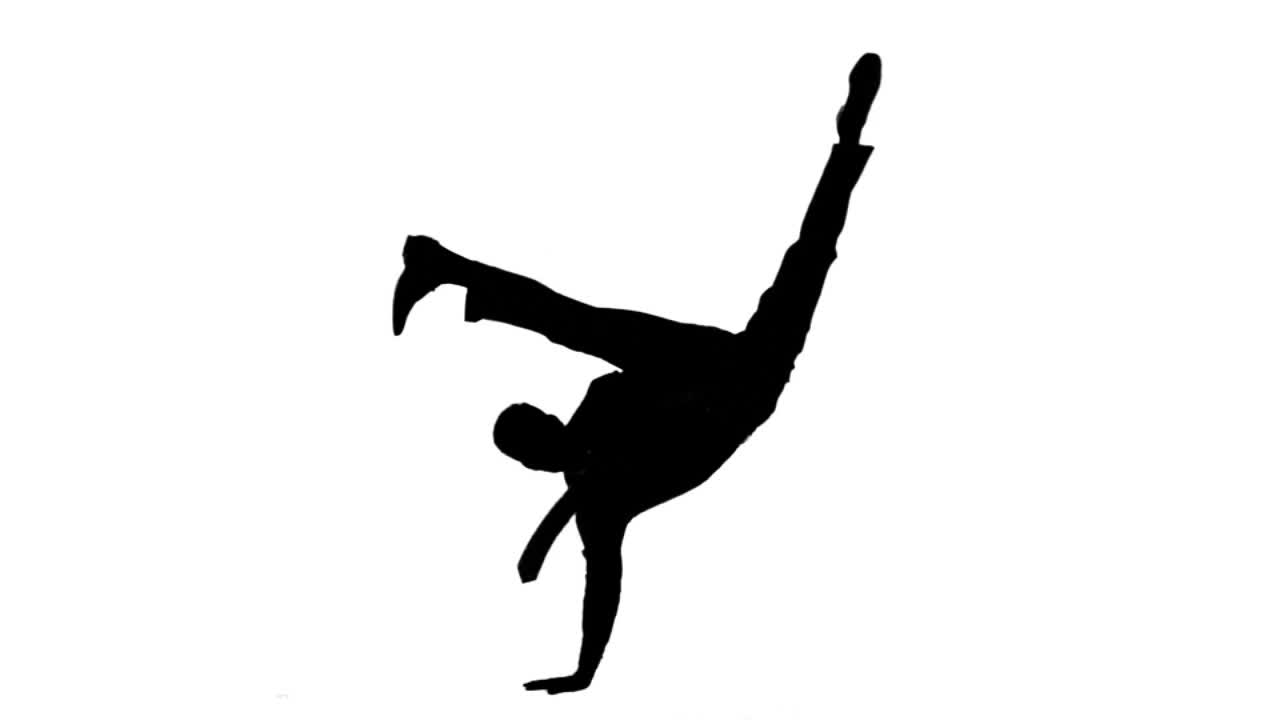 Silhouette di uomo con cravatta che fa breakdance su sfondo bianco