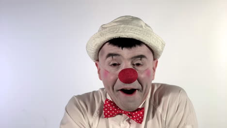 payaso emoji - cara durmiente