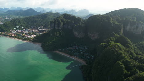 Ponsai-Bay-En-Ao-Nang,-Krabi,-Tailandia,-Vista-Aérea-De-Drones