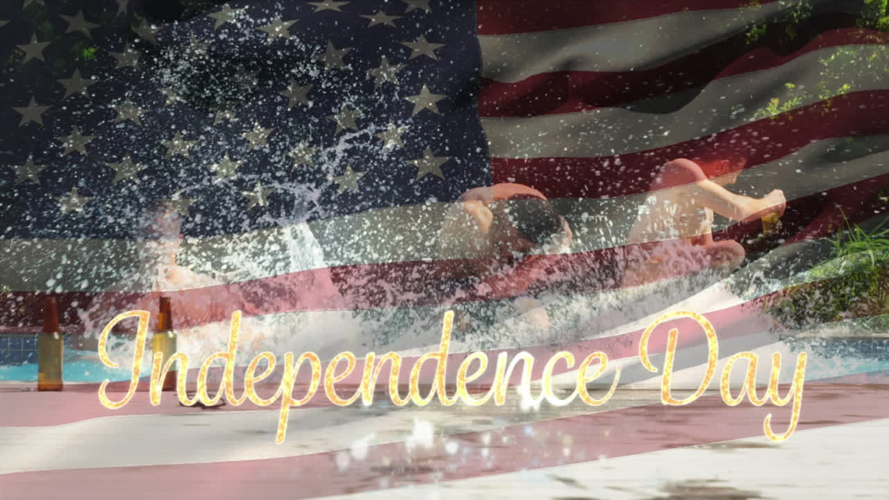 texto del día de la independencia con una bandera y un grupo de amigos en una piscina