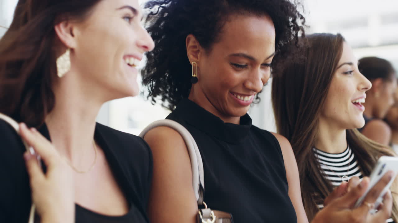 Best friends first, colleagues second