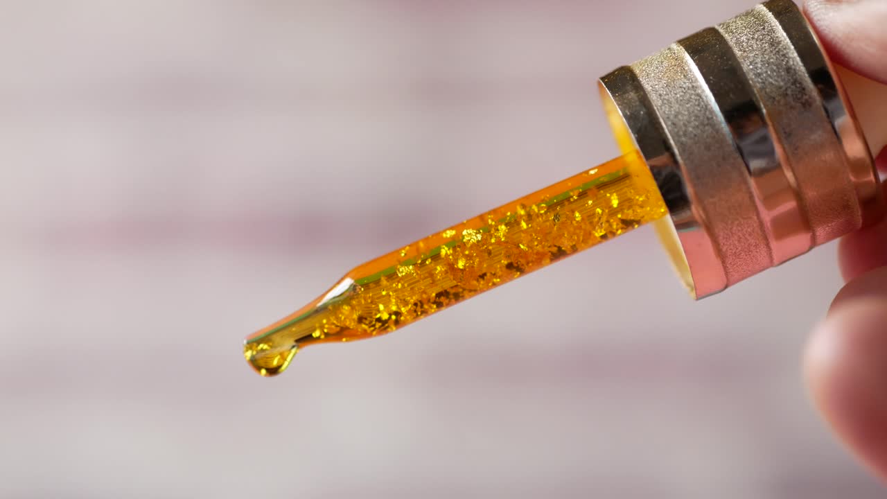 Gold Serum Dropper Bottle