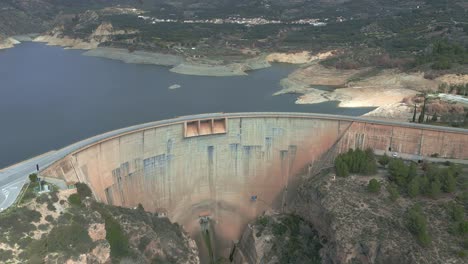 Dam-spillway