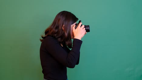 woman take photos