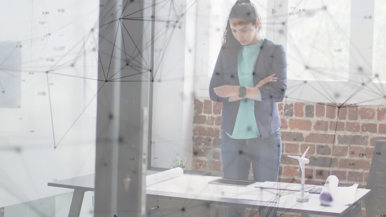 animación de redes de conexiones sobre mujeres de negocios en la oficina