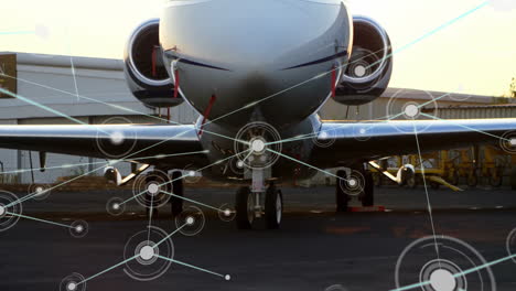 animación de la red de conexiones y procesamiento de datos sobre el avión en la pista