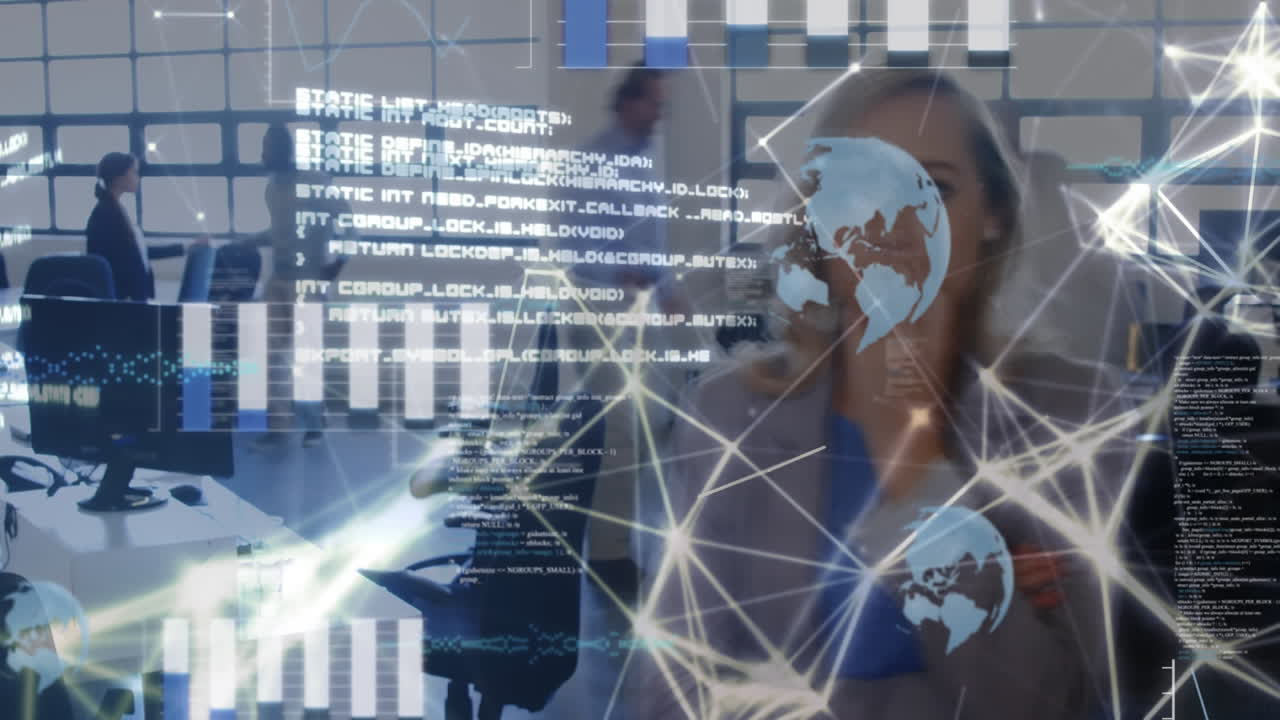 red de conexiones y procesamiento de datos contra una mujer caucásica que habla por teléfono inteligente en la oficina