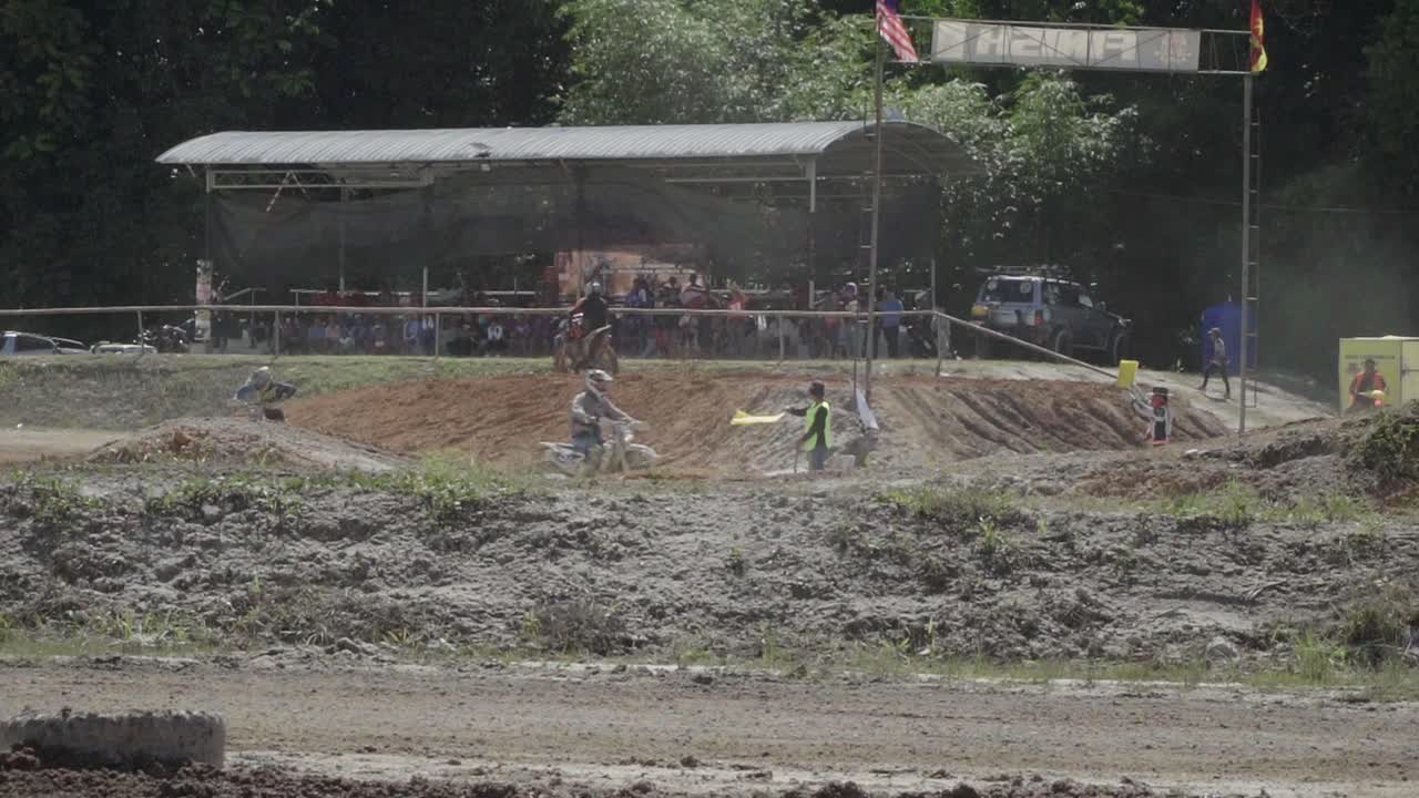 Motocross Race: Intense Action and Thrilling Competition