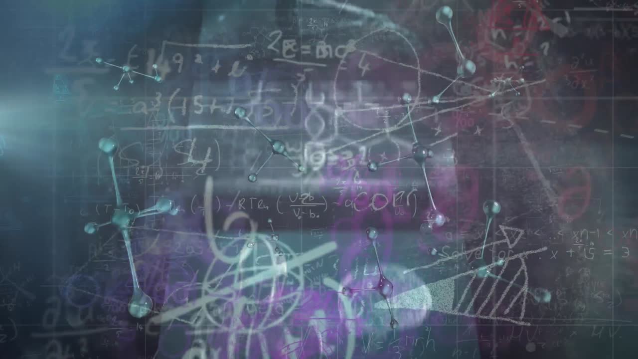 animación del procesamiento de datos y formas sobre fondo negro