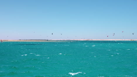 Kitesurfers-and-windsurfers-at-Egypt-coastline