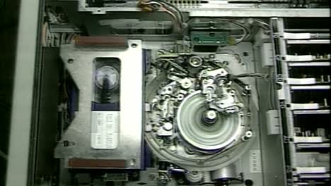 vieja cinta interior de cubierta betacam rodando