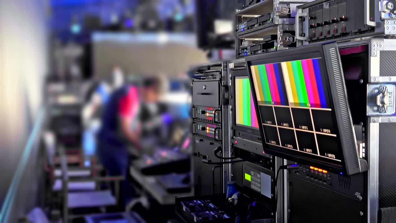 show en vivo detrás de escena, estación de transmisión