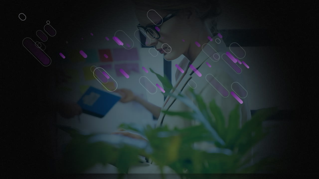 대화하는 사업가들의 시계 애니메이션