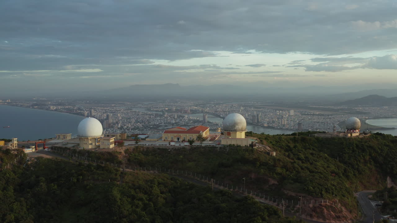 레이더 영공 감시 스테이션, 베트남 다낭 도시 상공 공중