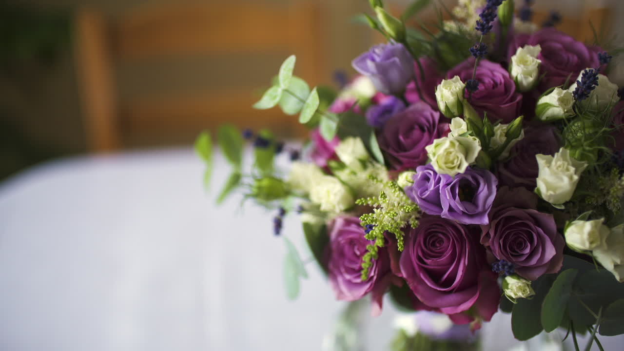 Fiori nuziali di lusso con rose