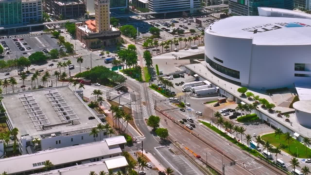 Vista Aérea de Miami Mostrando Ruas e Edifícios da Cidade