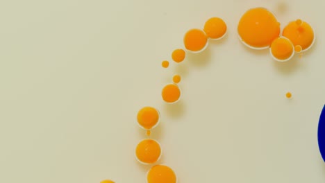 arte líquido abstracto naranja y azul