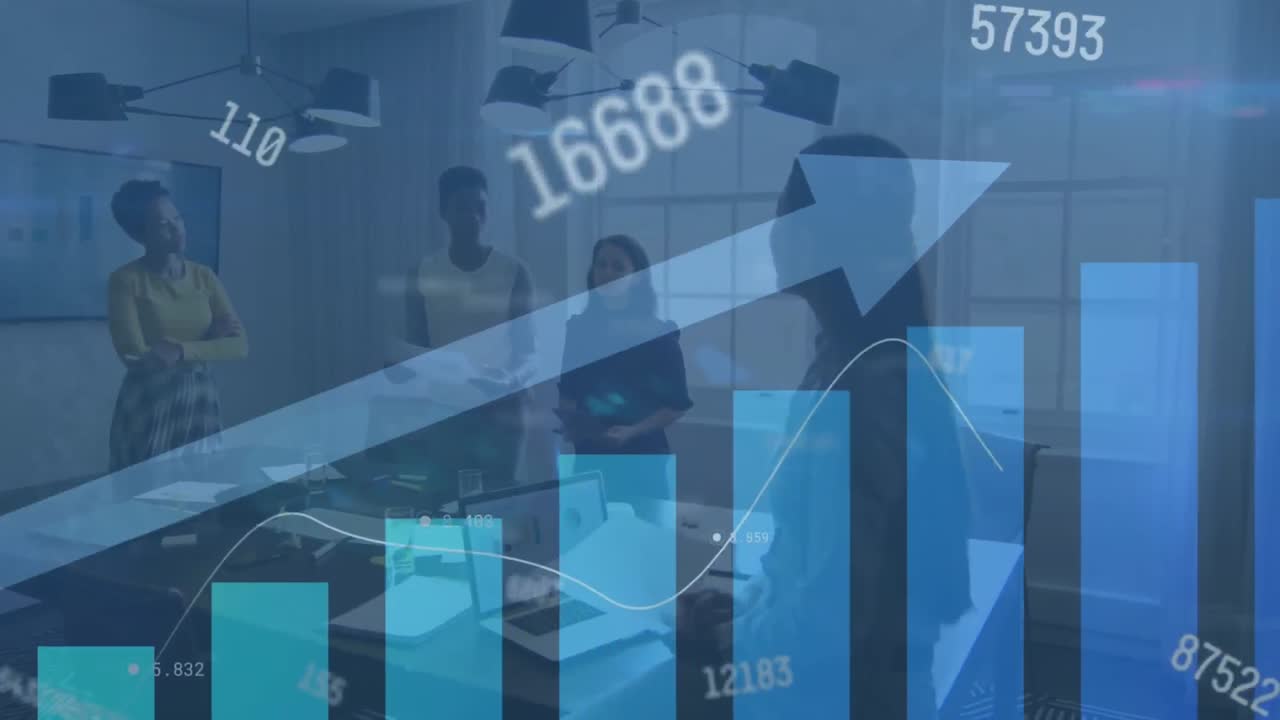 animación del procesamiento de datos estadísticos sobre diversos grupos de mujeres que discuten juntos en la oficina