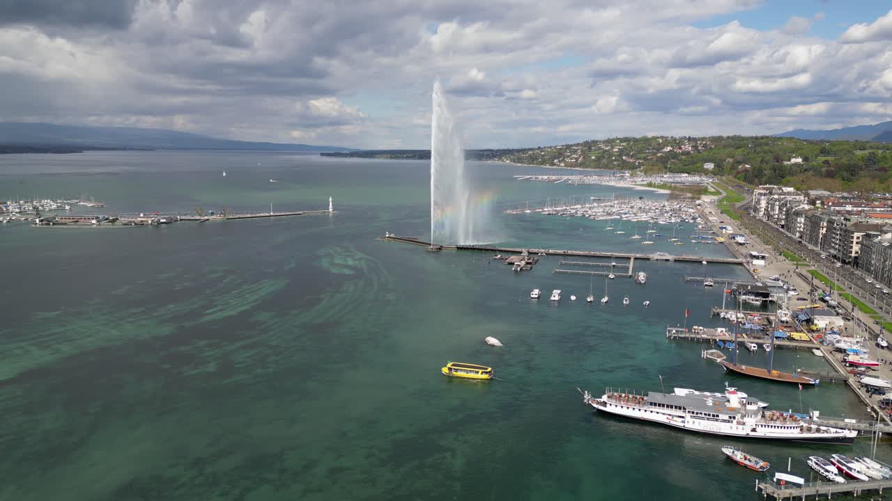 스위스 제네바 시내와 호수 지역 위의 드론 영상