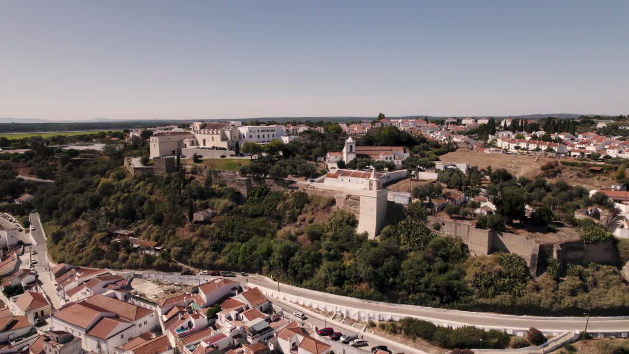 torre torre do relogio e iglesia espirito santo, alcacer do sal, alentejo, portugal