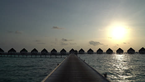 Tropischer-Strand-Und-Meer-Auf-Den-Malediven