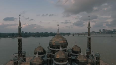 crystal mosque.