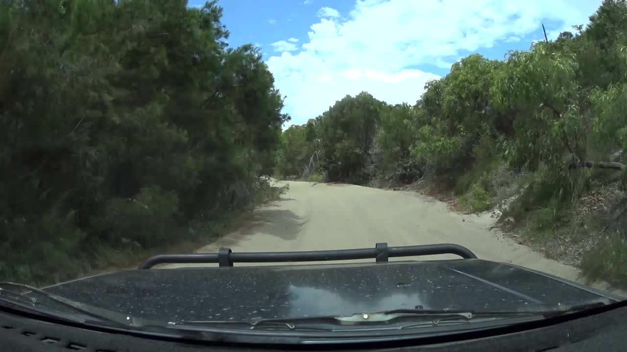 모래 위의 4륜구동