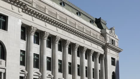 courthouse government building architecture during the day