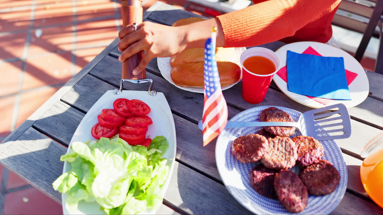 Picnic with burgers and American flag