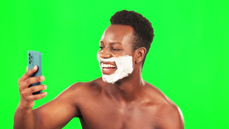 Selfie,-shaving-and-peace-with-a-black-man