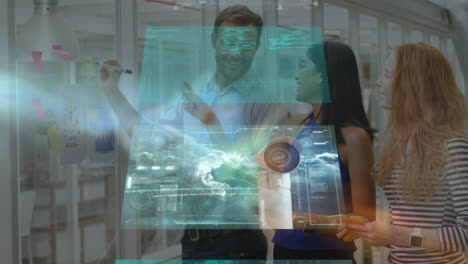 animación del procesamiento de datos financieros sobre diversas personas de negocios en la oficina