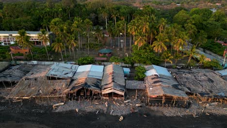 Poverty-in-Central-America-shown-by-broken-old-huts-in-rural-village