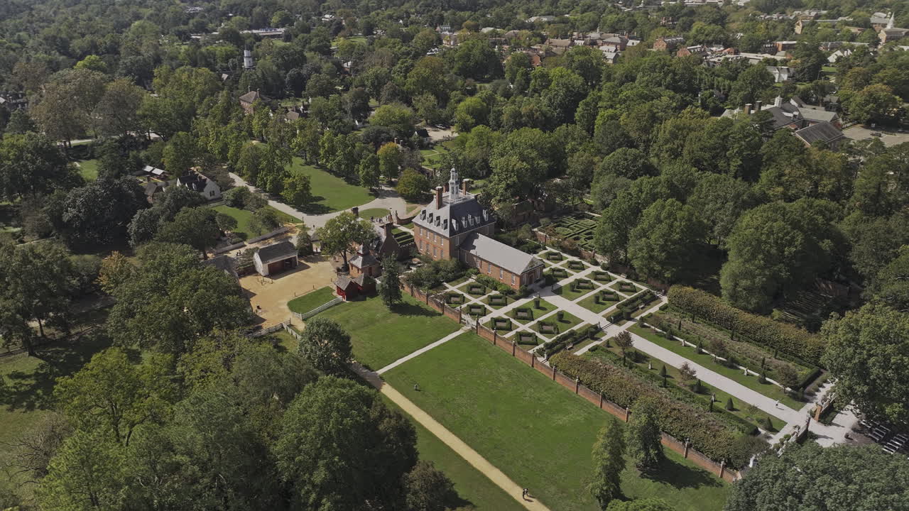 Williamsburg Virginia Aerial v9 birds eye view of the historic Governor's Palace, showcasing colonial architectural grandeur amidst maintained gardens - Shot with Mavic 3 Pro Cine - Sept 30th 2023