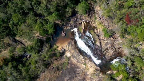 vista de una cascada en brasil