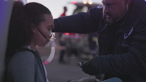 Paramedic,-woman-and-oxygen-mask-with-stethoscope