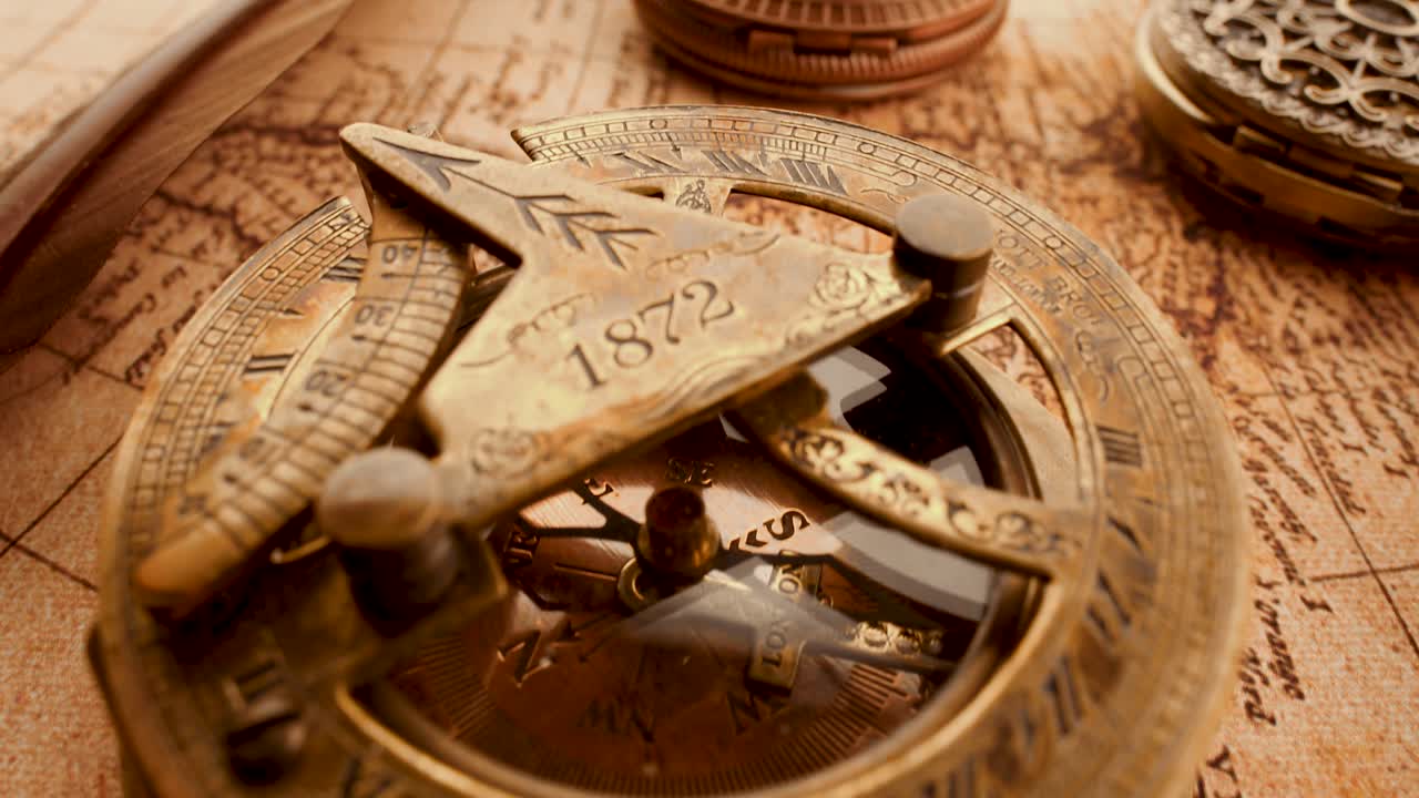 1565년의 오래된 지도에 그려진 빈티지 고정물입니다.